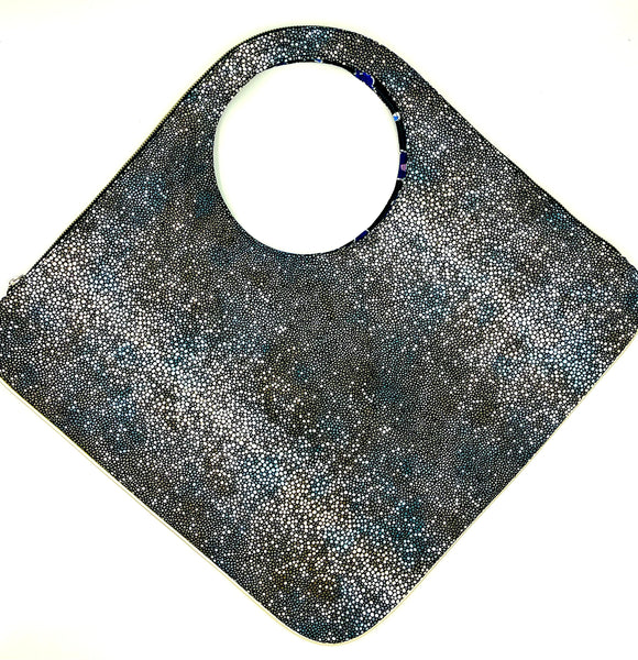 Diamond Shoulder Bag in Stingray Black Blue